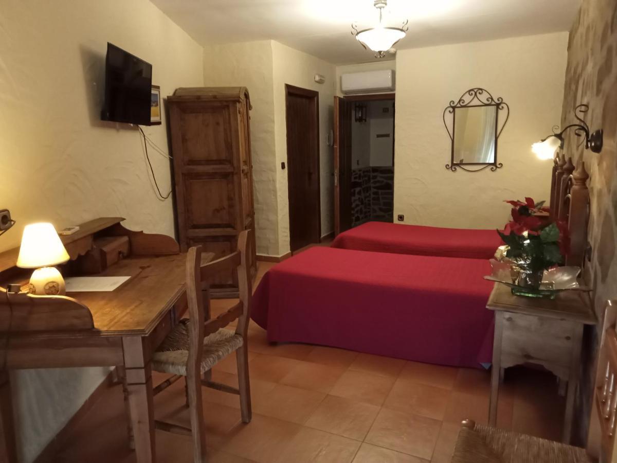 Hotel Villa De Berzocana Εξωτερικό φωτογραφία