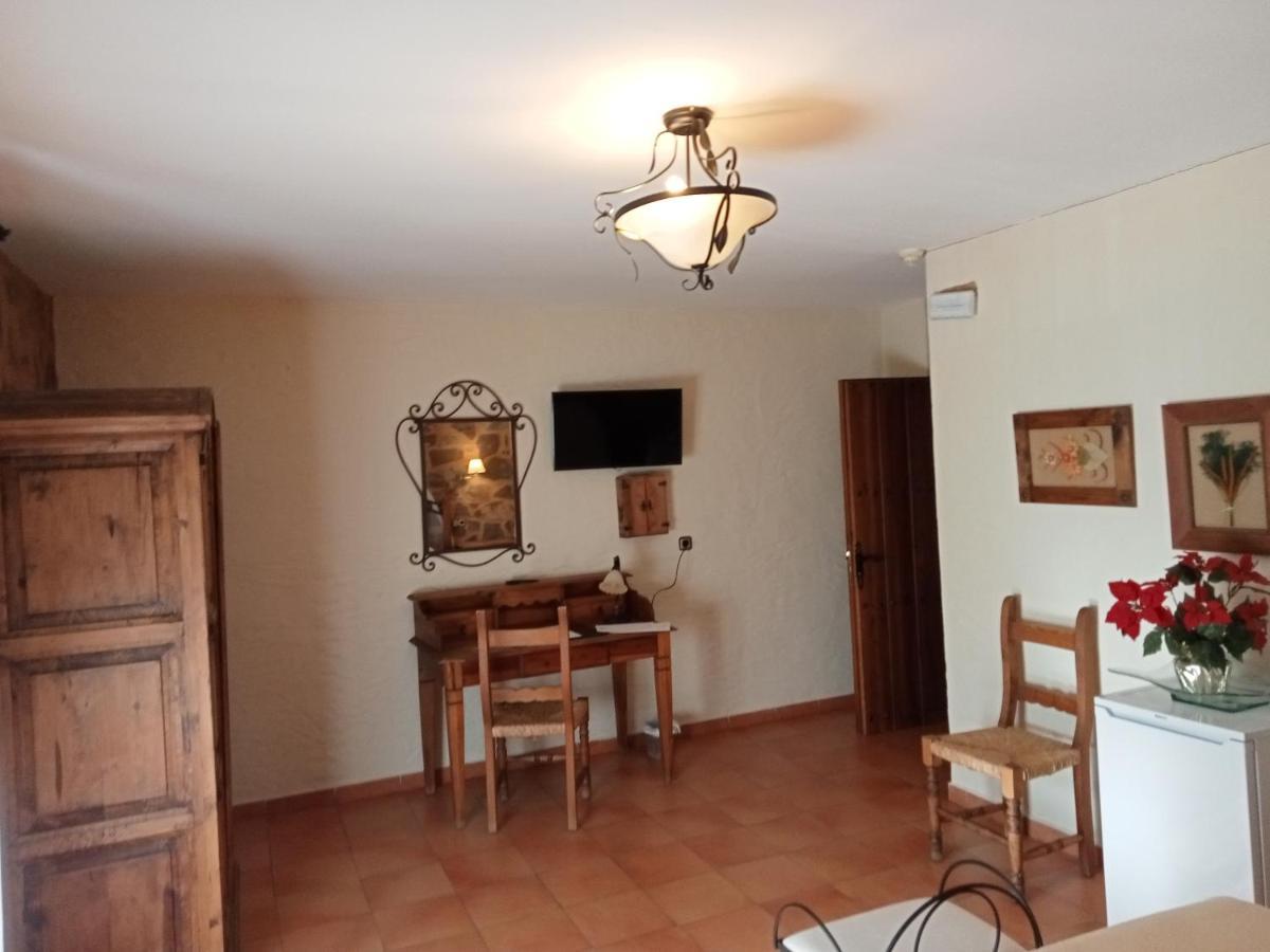 Hotel Villa De Berzocana Εξωτερικό φωτογραφία