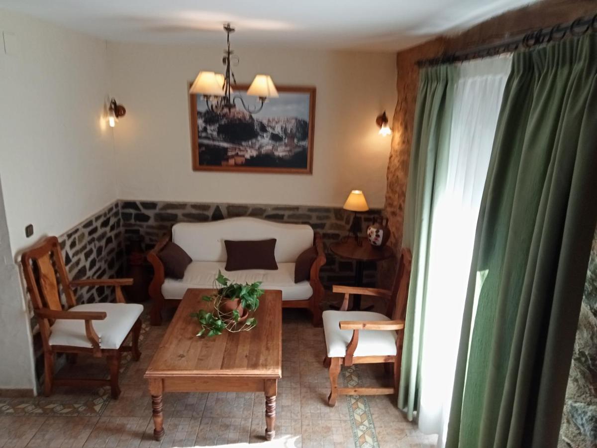 Hotel Villa De Berzocana Εξωτερικό φωτογραφία