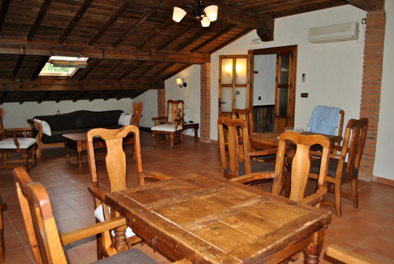 Hotel Villa De Berzocana Εξωτερικό φωτογραφία